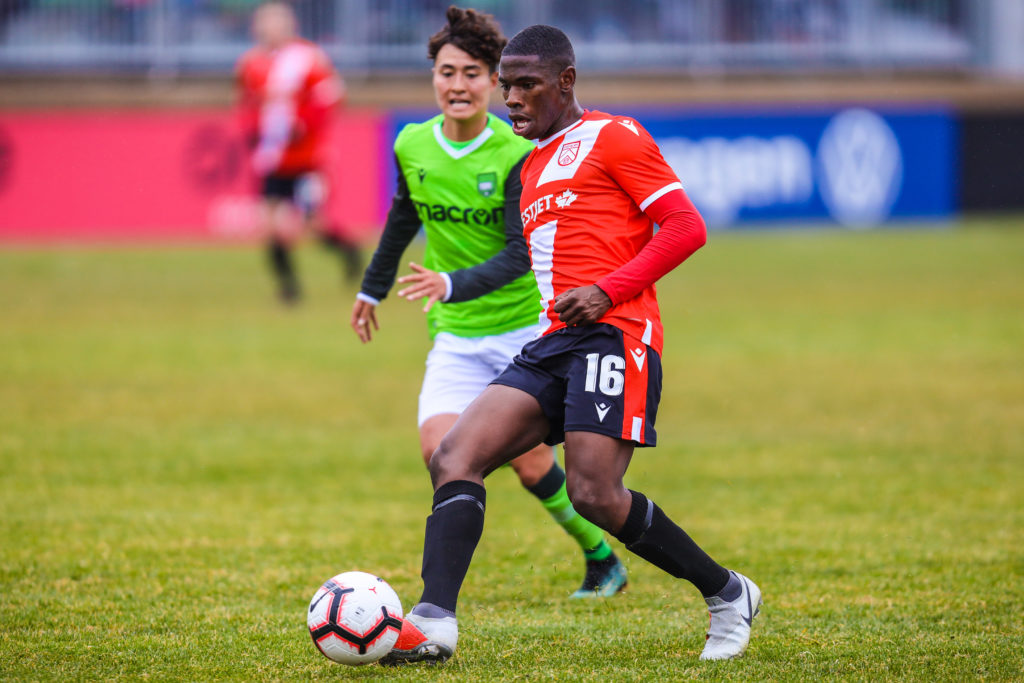 Cavalry FC midfielder Elijah Adekugbe. (Sergei Belski-USA TODAY Sports for CPL).