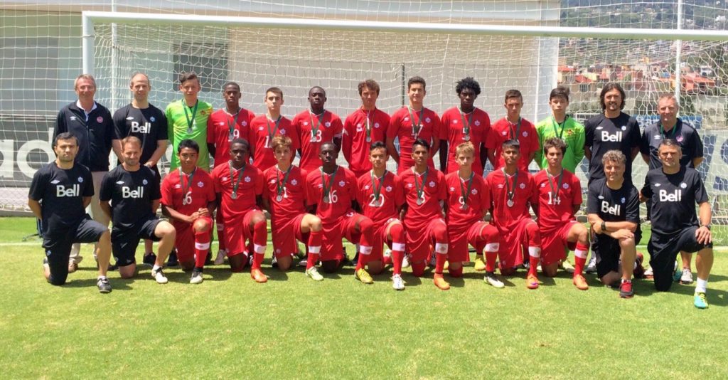 Tommy Wheeldon Jr. (second row, second from the right) coached a Canada U-15 side that included Alphonso Davies (back row #13) and Jonathan David (back row, fourth from the left) (Canada Soccer)