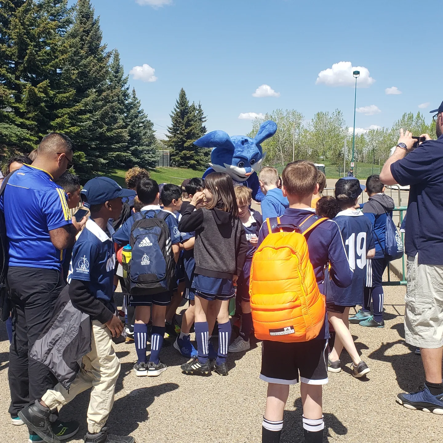 Walk Out Kids Mascot